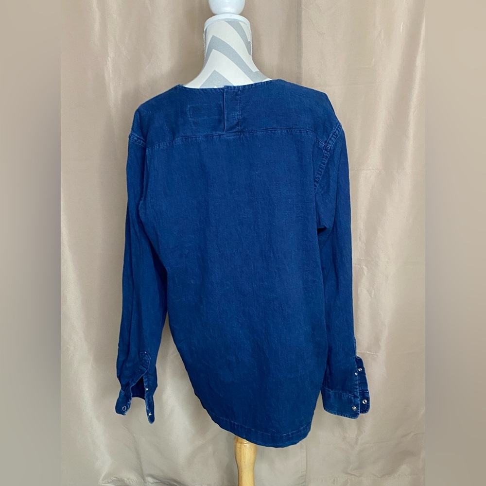 Shnayderman’s Denim Long Sleeve Top - Picture 4 of 9